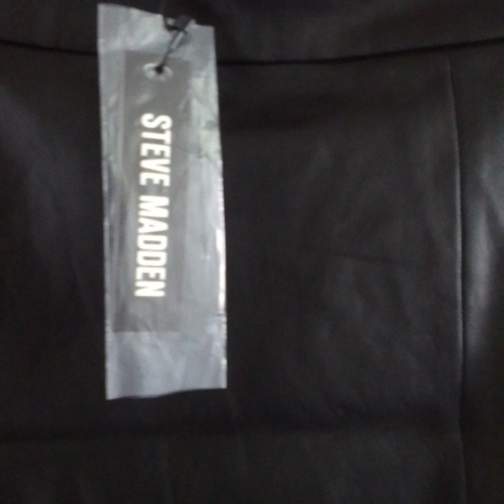 Steve Madden Amarilla Faux-Leather Black Skirt - Picture 2 of 5